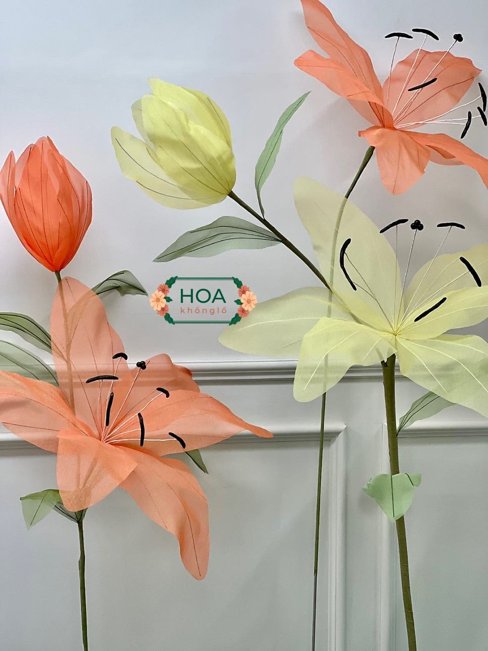 Hoa giả trang trí | Bền - đẹp - rẻ - ấn tượng 2026 1 Mỗi mẫu hoa vải voan khổng lồ mang trong mình một vẻ đẹp và cảm xúc riêng